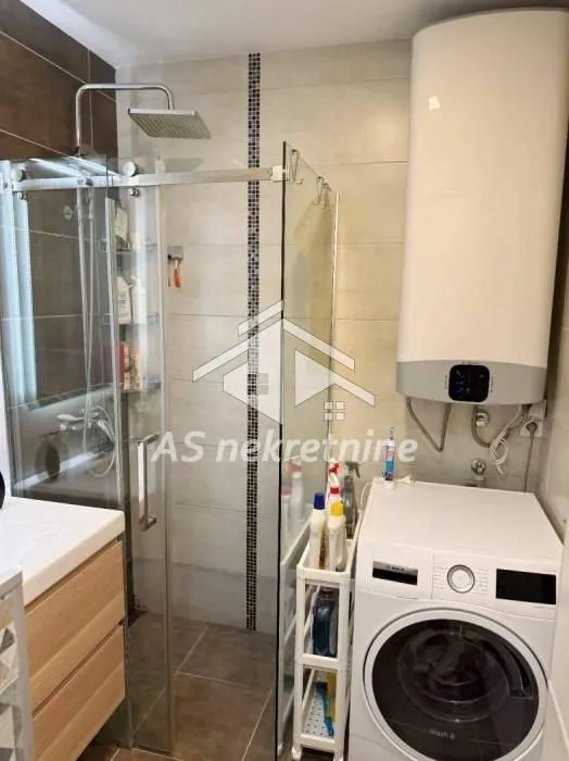 Rent, three bedroom apartment, 75m², Vračar Hram, Vračar Sve Podlokacije