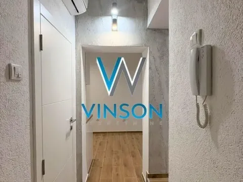 Izdavanje, poslovni prostor, 35m², Novi Sad Sve Podlokacije, Novi Sad - image 12