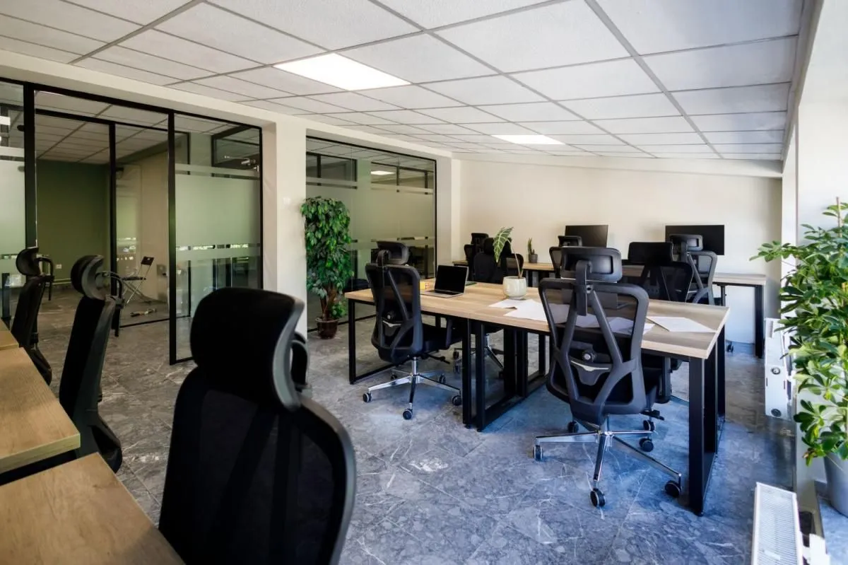 Rent, office space, 218m², Novi Sad Sve Podlokacije, Novi Sad