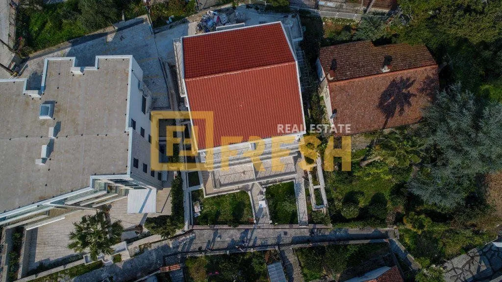 Prodaja, kuća, 200m², Herceg Novi, Crna Gora