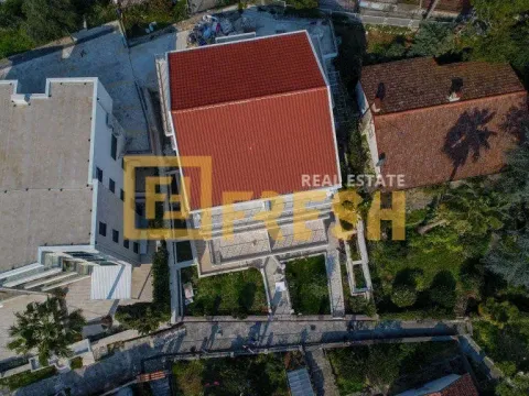 Prodaja, kuća, 200m², Herceg Novi, Crna Gora - image 4
