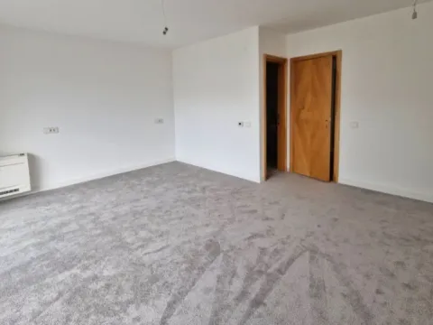 Sale, four bedroom apartment, 200m², Dobrota, Kotor - image 7