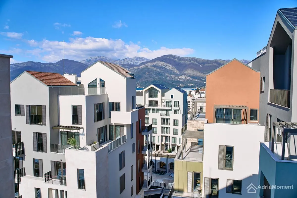 Sale, two bedroom apartment, 102m², Porto Montenegro, Tivat
