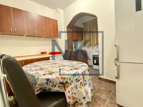 Izdavanje, dvosoban stan, 68m², Centar, Podgorica - image 2