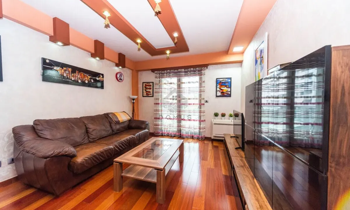 Izdavanje, jednosoban stan, 50m², Preko Morače, Podgorica