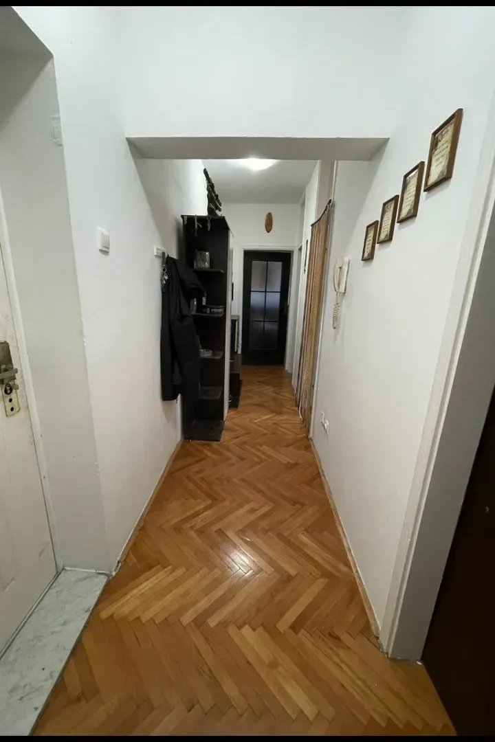 Prodaja, jednosoban stan, 61m², Stari Aerodrom, Podgorica