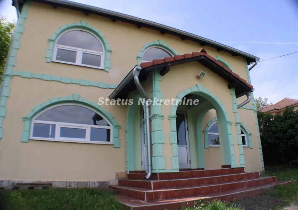 Prodaja, kuća, 220m², Ledinci, Petrovaradin
