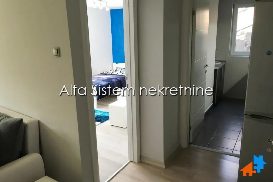 Izdavanje, trosoban stan, 68m², Stari Grad, Beograd