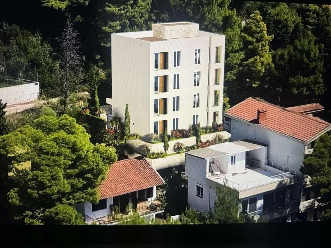 Sale, two bedroom apartment, 73m², Zeleni Pojas, Bar