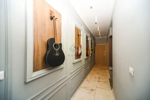 Rent, three bedroom apartment, 116m², Podgorica, Crna Gora - image 11