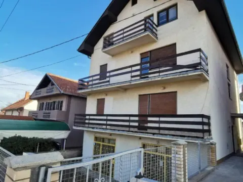 Prodaja, kuća, 440m², Kragujevac, Srbija - image 10