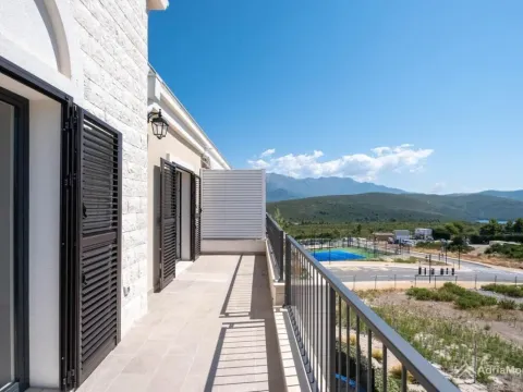Sale, two bedroom apartment, 93m², Radovići, Tivat - image 16