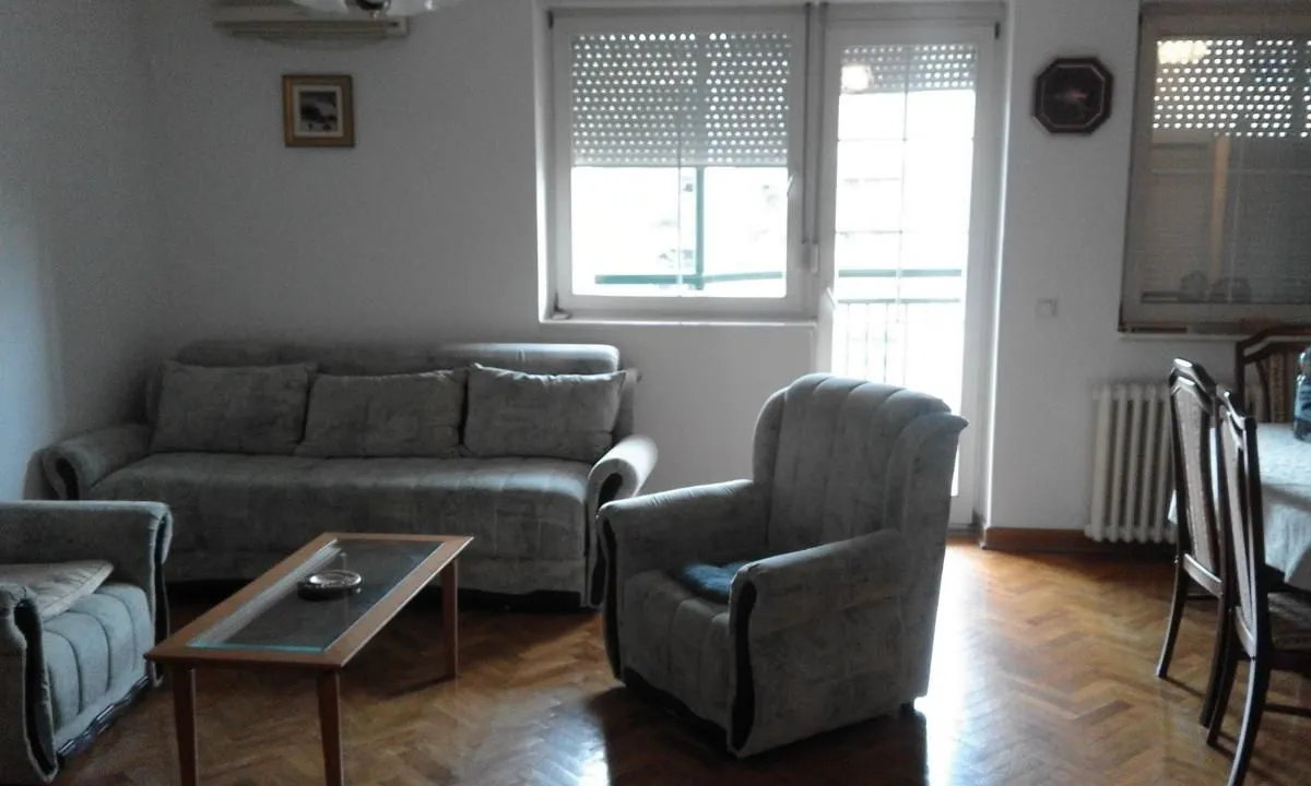 Prodaja, trosoban stan, 103m², Centar, Novi Sad