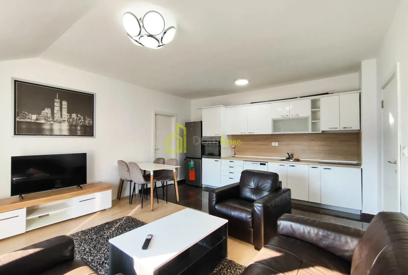 Izdavanje, dvosoban stan, 65m², Dalmatinska ulica, Podgorica