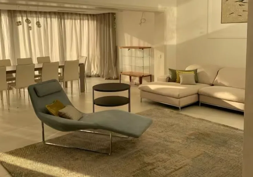 Rent, house, 513m², Lepetani, Tivat