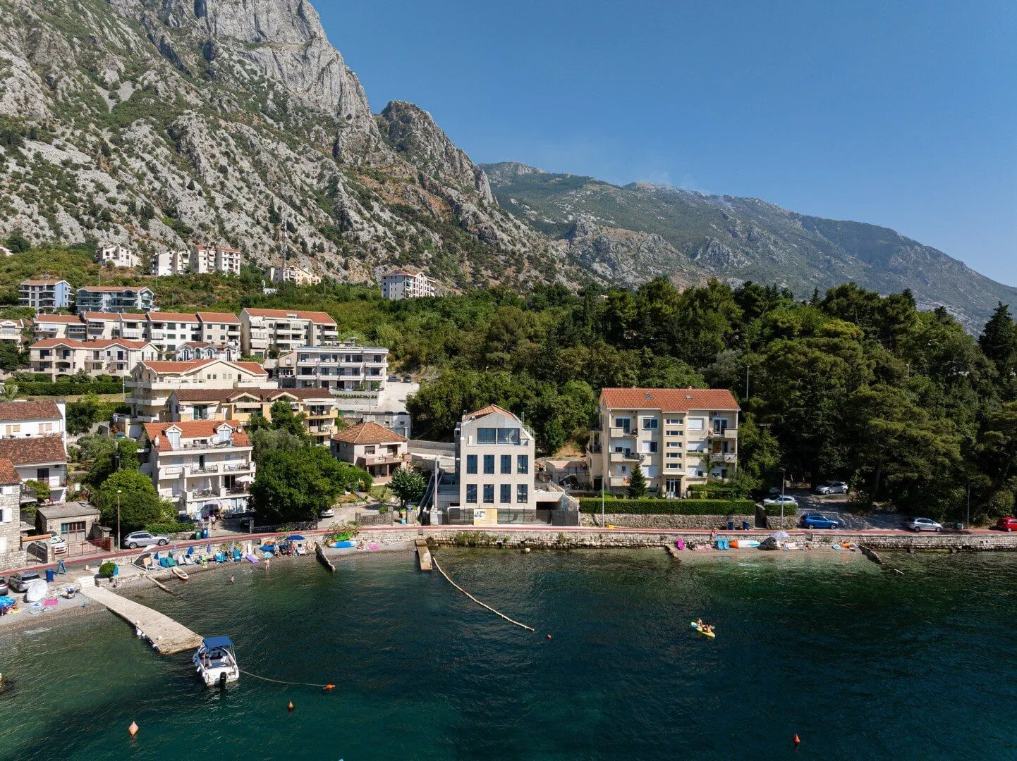 Prodaja, trosoban stan, 121m², Dobrota, Kotor