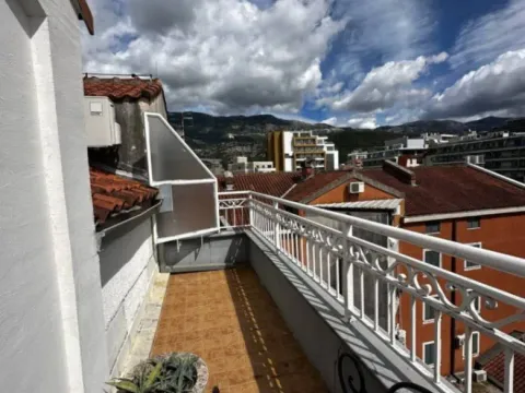 Prodaja, dvosoban stan, 77m², Centar, Budva - image 2