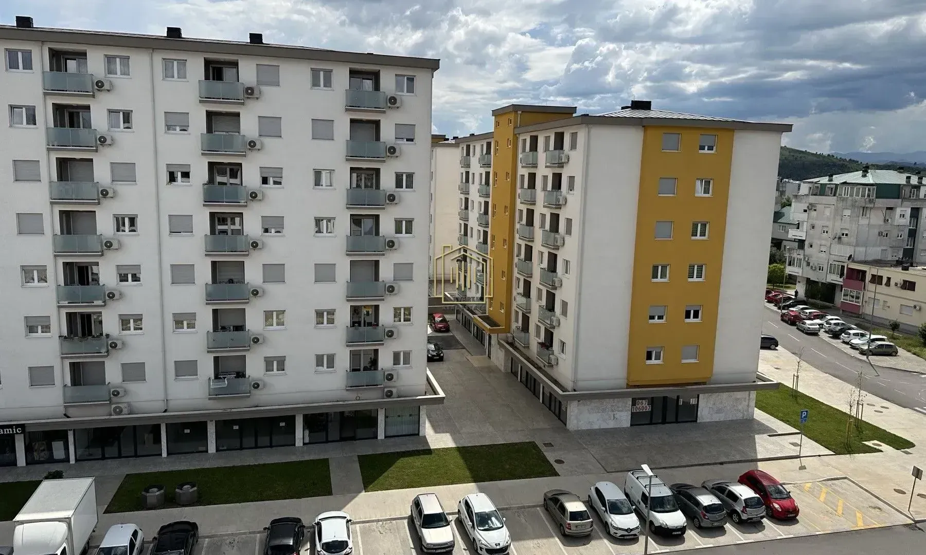 Izdavanje, jednosoban stan, 44m², Pobrežje, Podgorica