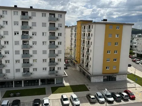 Izdavanje, jednosoban stan, 44m², Pobrežje, Podgorica - image 12