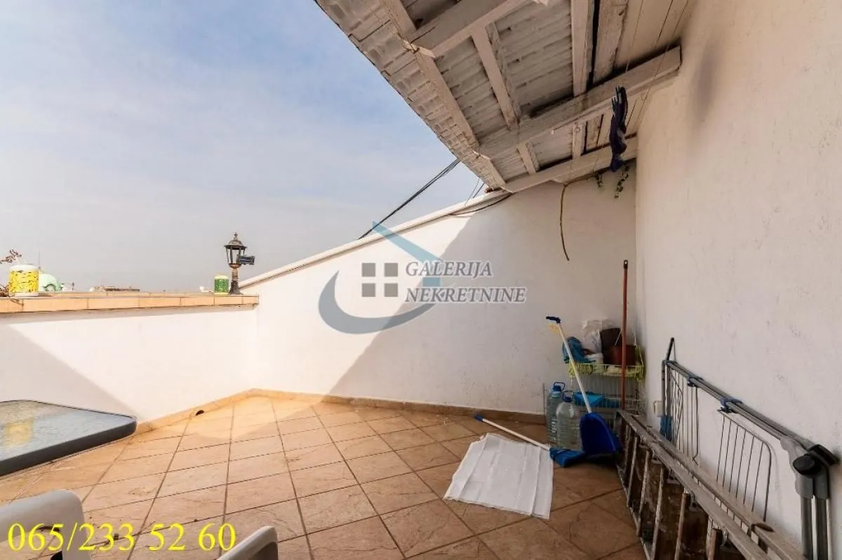Sale, three bedroom apartment, 110m², Stari Grad, Beograd
