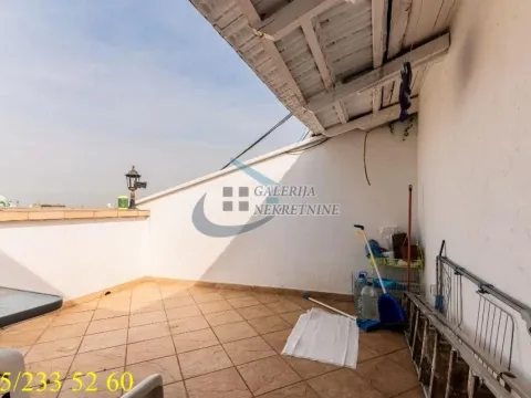 Prodaja, trosoban stan, 110m², Stari Grad, Beograd - image 10