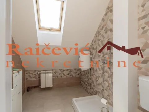 Prodaja, kuća, 220m², Čukarica, Beograd - image 20