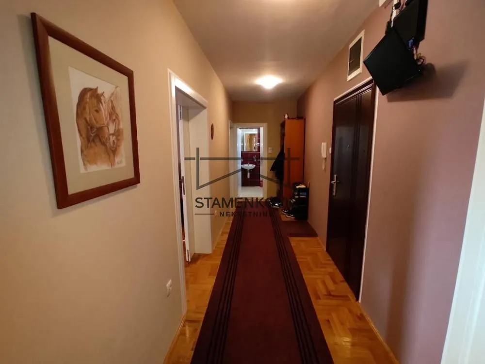 Prodaja, trosoban stan, 70m², Telep, Novi Sad Sve Podlokacije