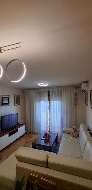 Prodaja, dvosoban stan, 67m², Stari Aerodrom, Podgorica