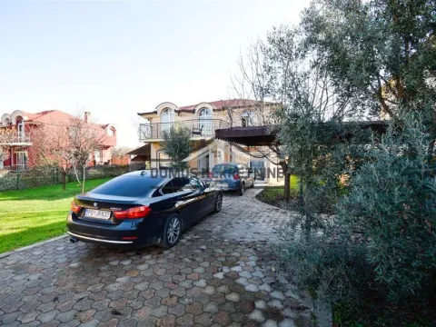 Izdavanje, kuća, 180m², Donja Gorica, Podgorica - image 4