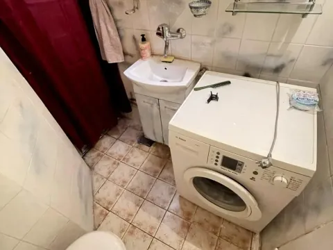 Sale, two bedroom apartment, 65m², Savski Venac, Beograd - image 16