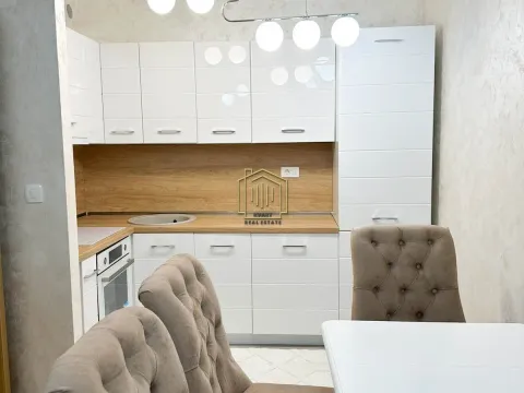 Izdavanje, jednosoban stan, 48m², City Kvart, Podgorica - image 3