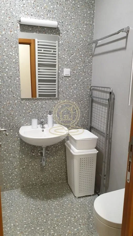 Izdavanje, jednosoban stan, 25m², Grbavica, Novi Sad Sve Podlokacije