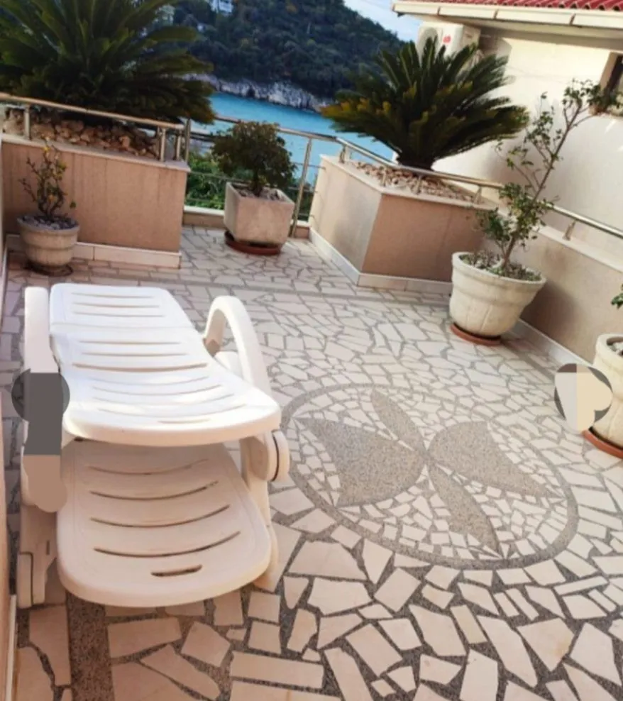 Sale, house, 310m², Utjeha, Bar
