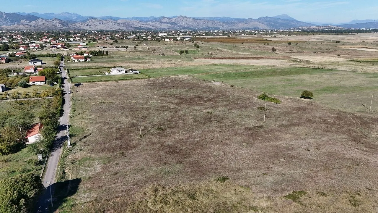 Prodaja, plac, 20000m², Zeta, Podgorica