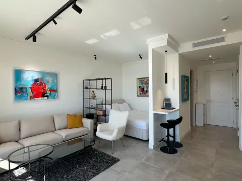 Prodaja, stan, 44m², Luštica Bay, Tivat - image 2