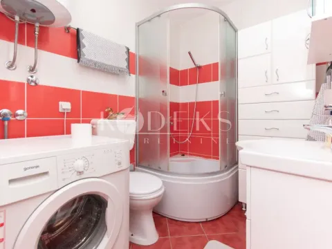 Sale, two bedroom apartment, 59m², 1 maj, Podgorica - image 6