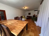 Izdavanje, poslovni prostor, 240m², Sajmište, Novi Sad - image 3