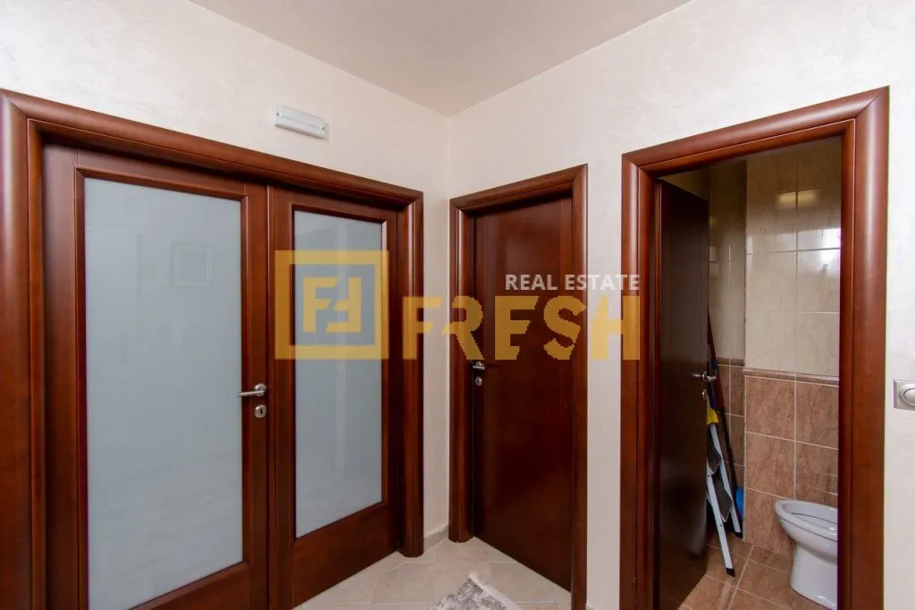 Izdavanje, trosoban stan, 90m², Ljubović, Podgorica