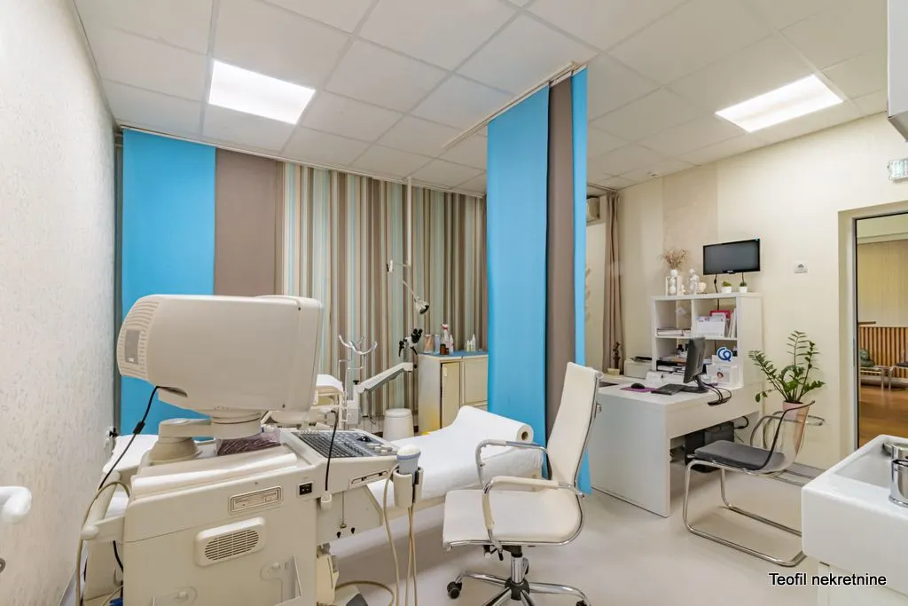 Sale, office space, 104m², Zemun Cara Dušana, Zemun Sve Podlokacije