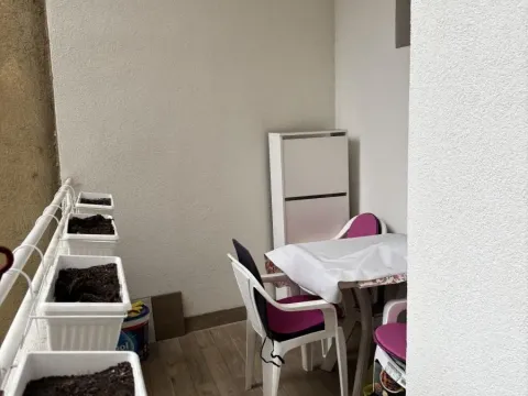 Sale, two bedroom apartment, 63m², Vračar Sve Podlokacije, Beograd - image 8