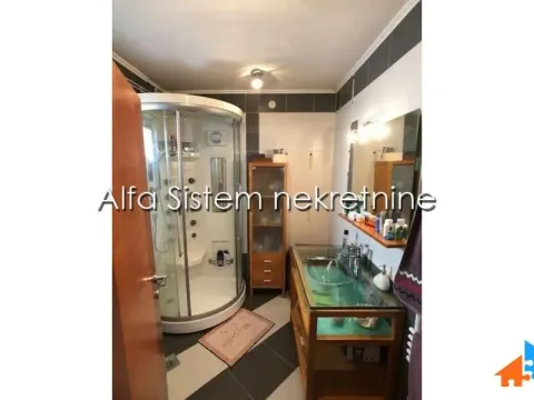 Izdavanje, kuća, 250m², Voždovac Sve Podlokacije, Beograd - image 14