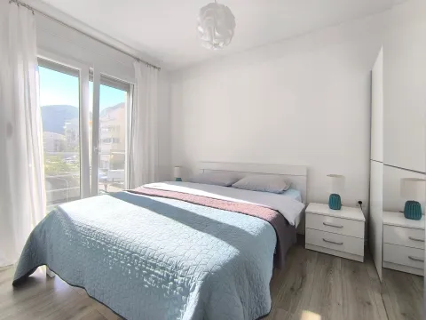 Rent, one bedroom apartment, 90m², Lazi, Budva - image 12