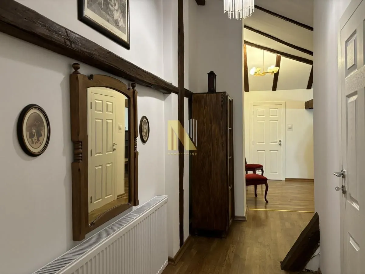 Prodaja, kuća, 384m², Sremski Karlovci, Novi Sad