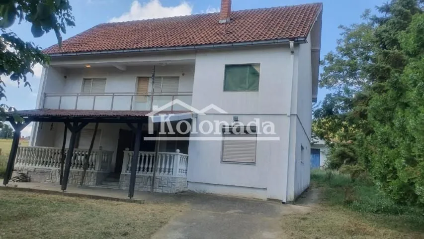 Prodaja, kuća, 214m², Sopot, Beograd