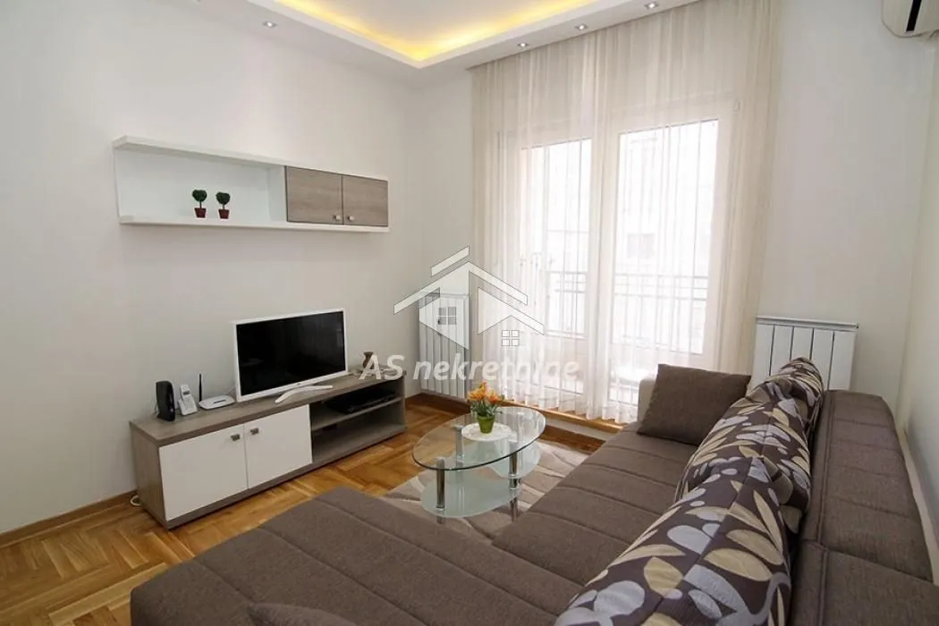 Izdavanje, dvosoban stan, 50m², Trošarina, Voždovac Sve Podlokacije