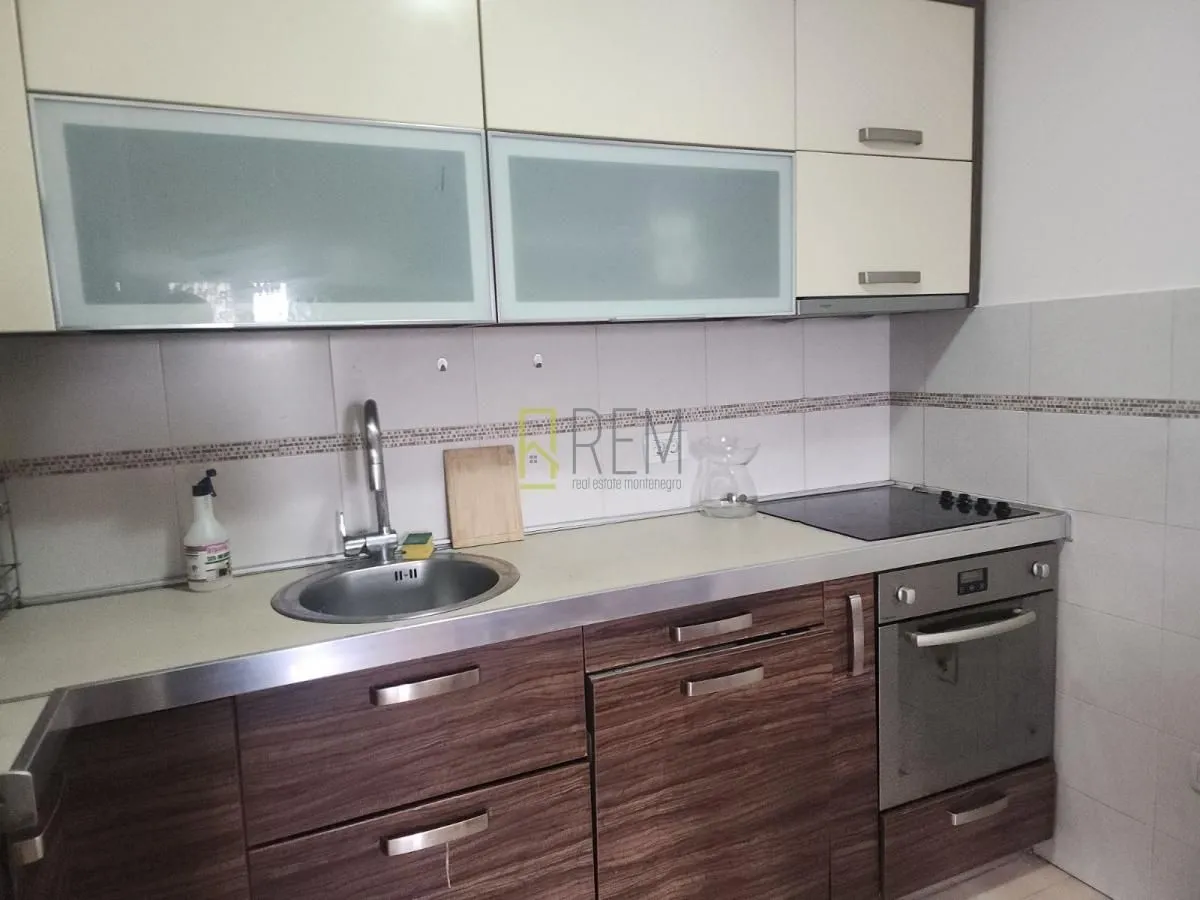 Rent, two bedroom apartment, 68m², Stari Aerodrom, Podgorica