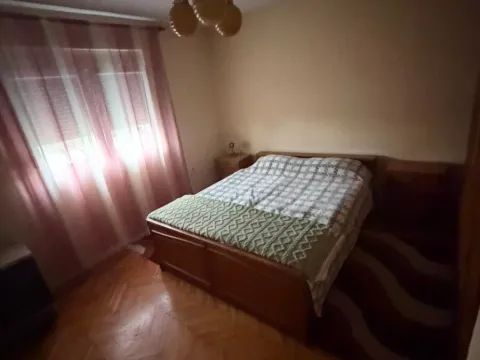 Izdavanje, kuća, 100m², Tološi, Podgorica - image 6