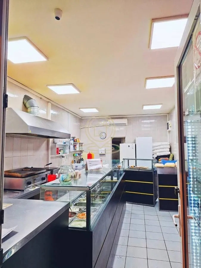Rent, office space, 32m², Čukarička Padina, Beograd