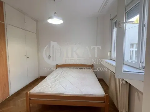 Izdavanje, trosoban stan, 86m², Savski Venac, Beograd - image 7
