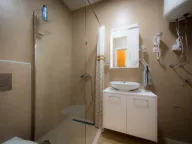 Izdavanje, jednosoban stan, 40m², Tološi, Podgorica - image 13